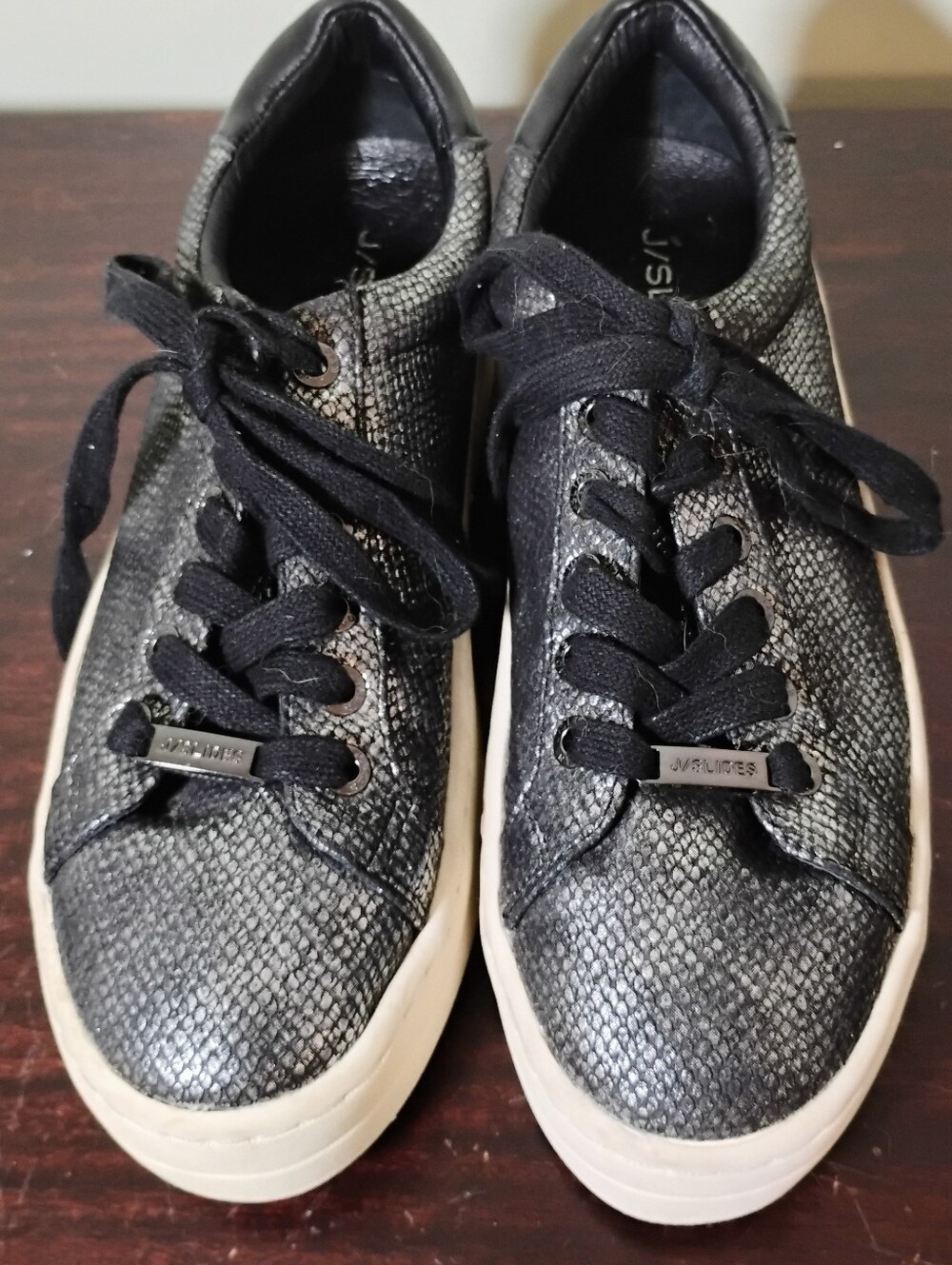 J/SLIDES NYC Metallic Snakeskin Platform Sneakers - Size 7.5 - Picture 3 of 10